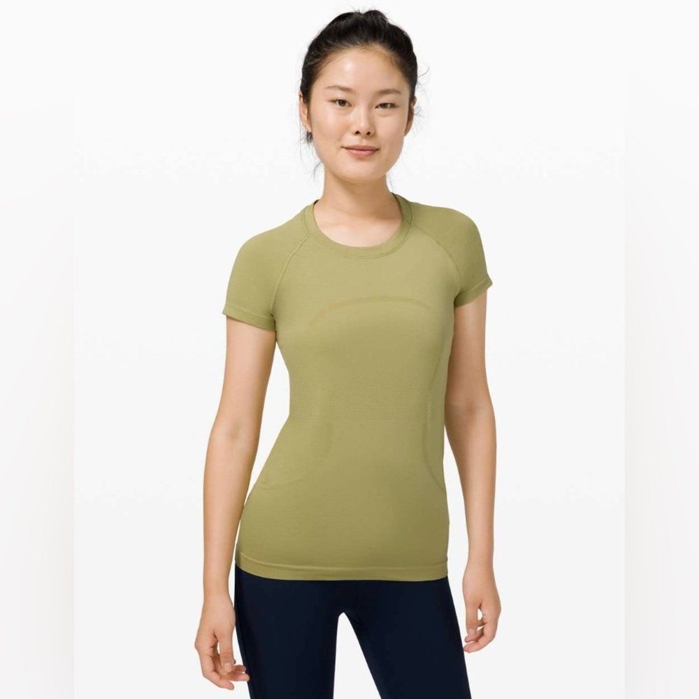 Lululemon Swiftly Tech Short Sleeve 2.0